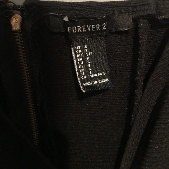 Forever 21 Ribbed Dress - Picture 4 of 8